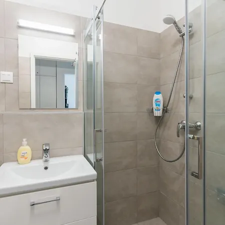 Апартаменты New Blue Danube With Balcony And Parking *