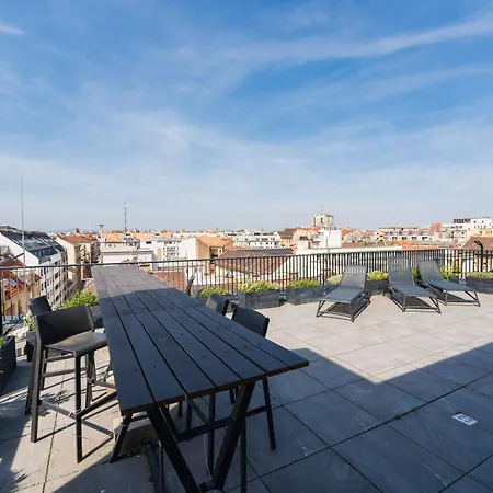 Apartman New Blue Danube With Balcony And Parking *