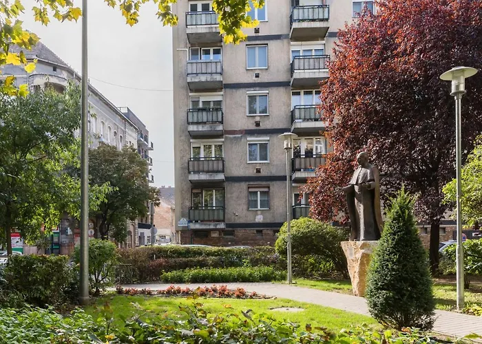 New Blue Danube With Balcony And Parking * Budapest