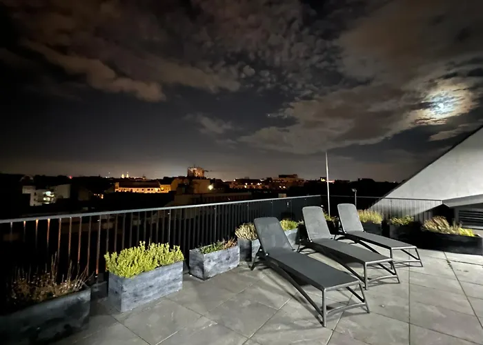 Apartamento New Blue Danube With Balcony And Parking *