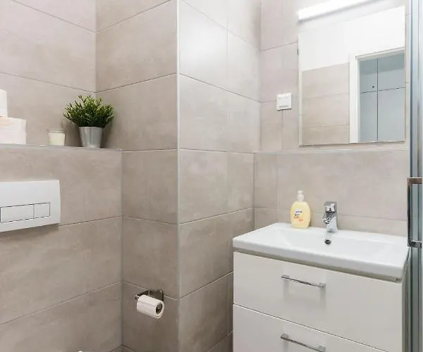 Apartament New Blue Danube With Balcony And Parking *